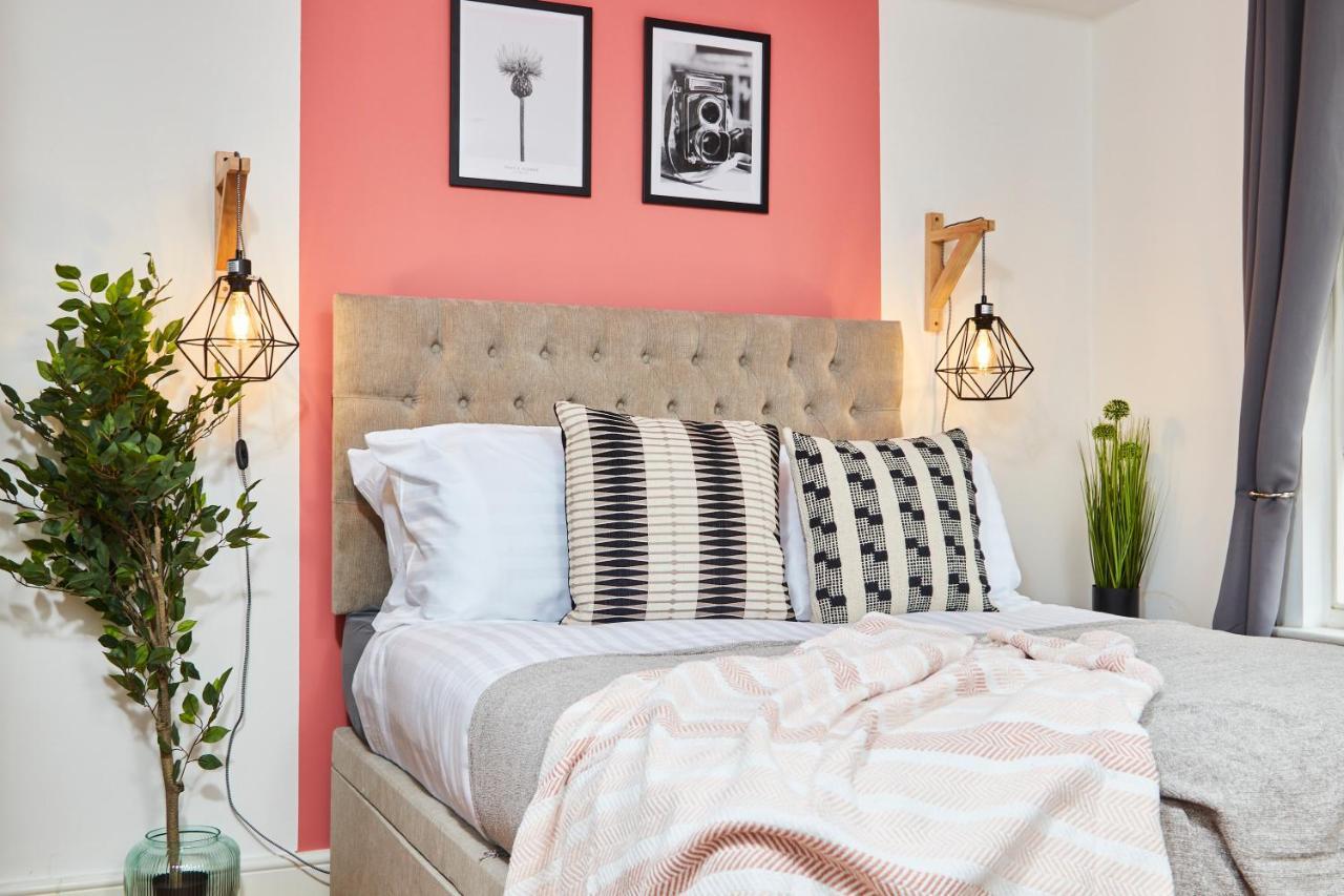 Апартаменты Stunning City Centre 3 Bed, 3 Bath - Sleeps 8! Лидс Экстерьер фото